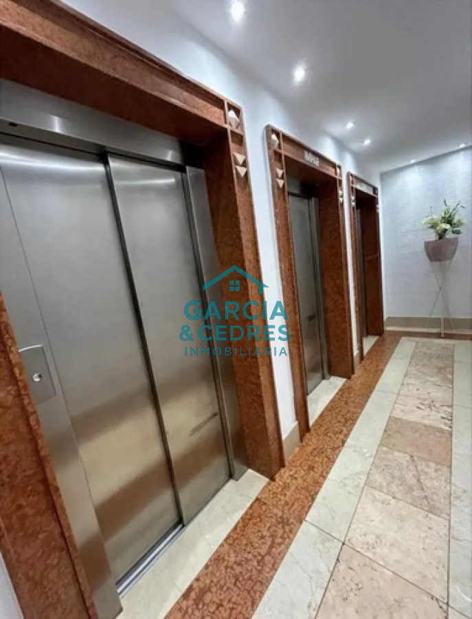 Apartamento ID.368 - Apartamento 2 Dormitorios y 2 Baños con Cochera y Baulera - Amueblado, a Pasos del Mar y Gorlero