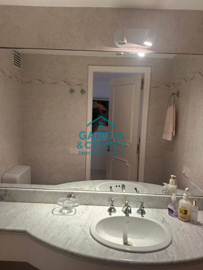 Apartamento ID.379 - Torre Beverly Tower apto de 3 dormitorios en suite + dep servicio c/baño