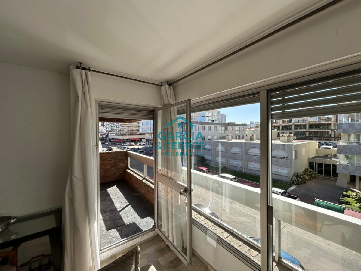 Apartamento ID.198 - Oportunidad Apartamento en Edificio Porto Santo de 3 dorm. y 3 baños