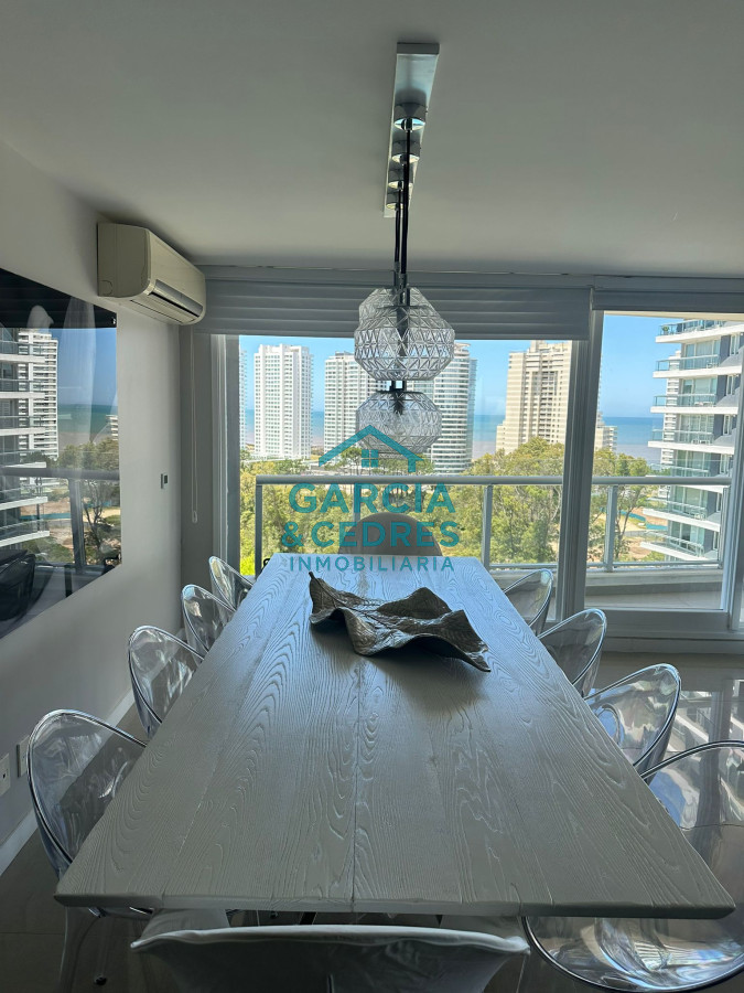 Apartamento ID.106 - ALQUILO EXCEPCIONAL  APTO DE 3 DORM Y 4 BAÑOS EN TORRE ONE I EN PLAYA BRAVA PISO 11