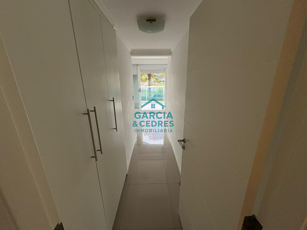 Apartamento ID.267 - Apartamento de 3 dormitorios en Casino Tower, Punta del Este