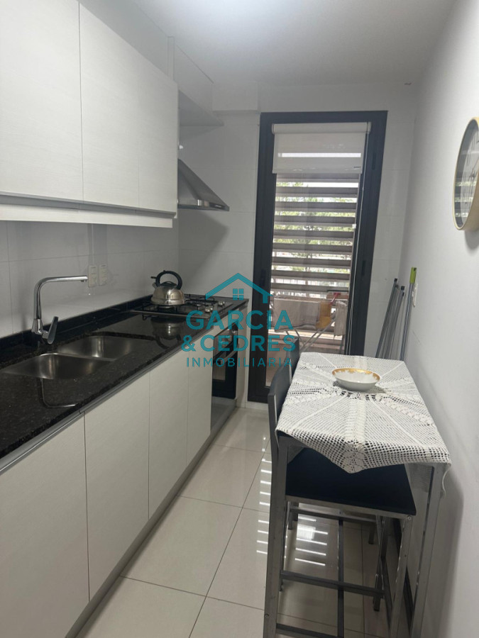 Apartamento ID.125 - ALQUILER DE TEMPORADA EN EDIFICIO STRADIVARIUS APTO 1 DORM. 1 BAÑO 