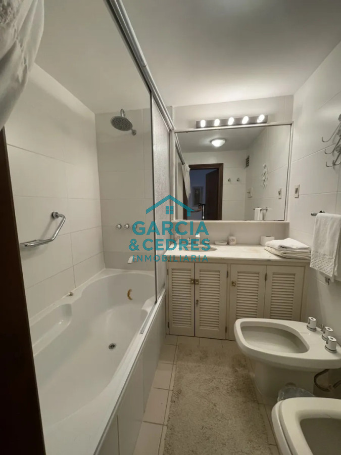 Apartamento ID.410 - HERMOSO PENTHOUSE EN VENTA 