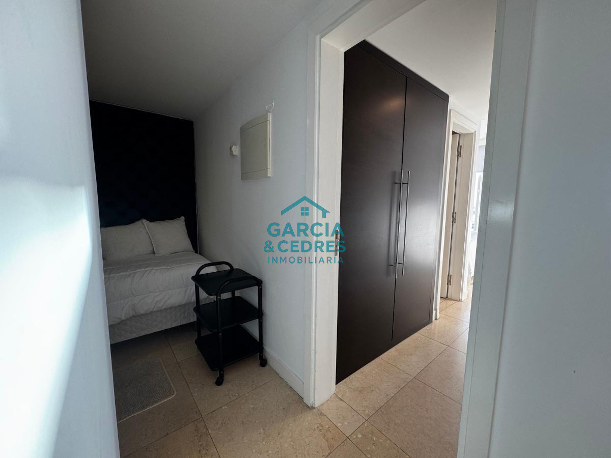 Apartamento ID.422 - Alquiler invernal Apto de 1 1/2 dorm y 2 baños en torre YOO 
