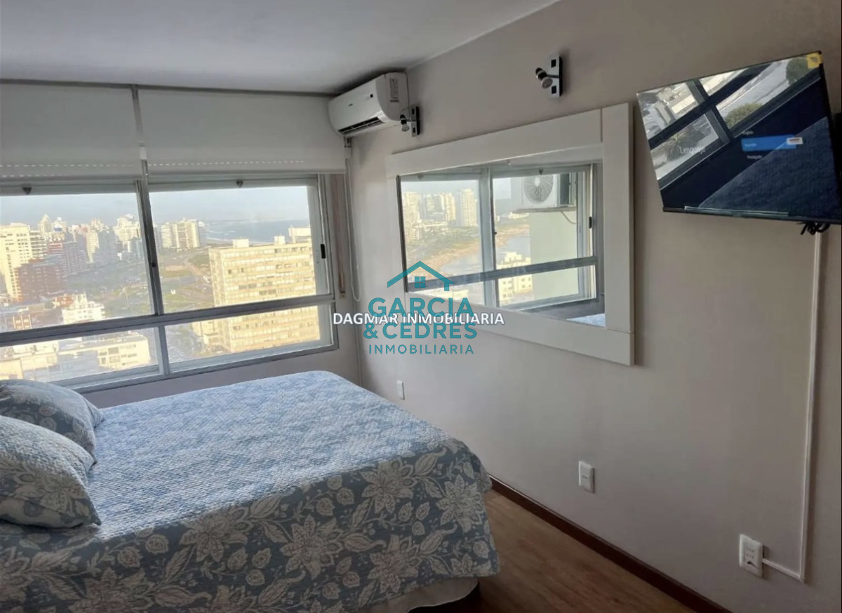 Apartamento ID.486 - Alquiler anual de 3 dormitorios en Peninsula, Punta del Este