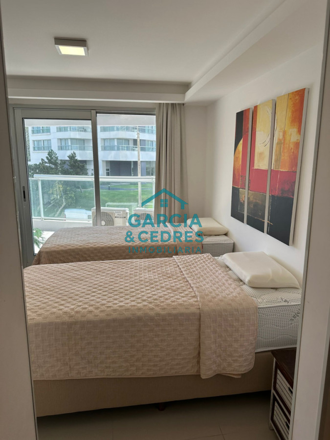 Apartamento ID.394 - VENDO EXCELENTE APTO DE 2 DORM+DEPENDENCIA , 4 BAÑOS EN TORRE LOOK BRAVA