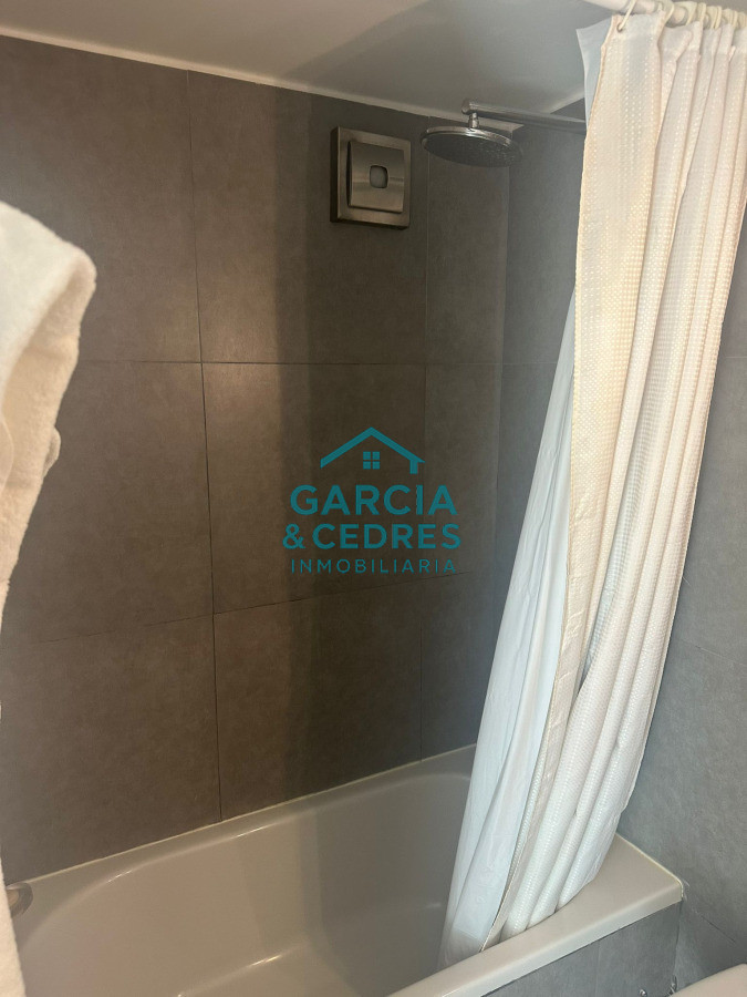 Apartamento ID.1 -  Vendo Apto En Torre Yoo de 1 1/2 dormitorio Excelente Estado . Una Torre Con Todas Las Amenidades . No Deje De Perder Esta Oportunidad
