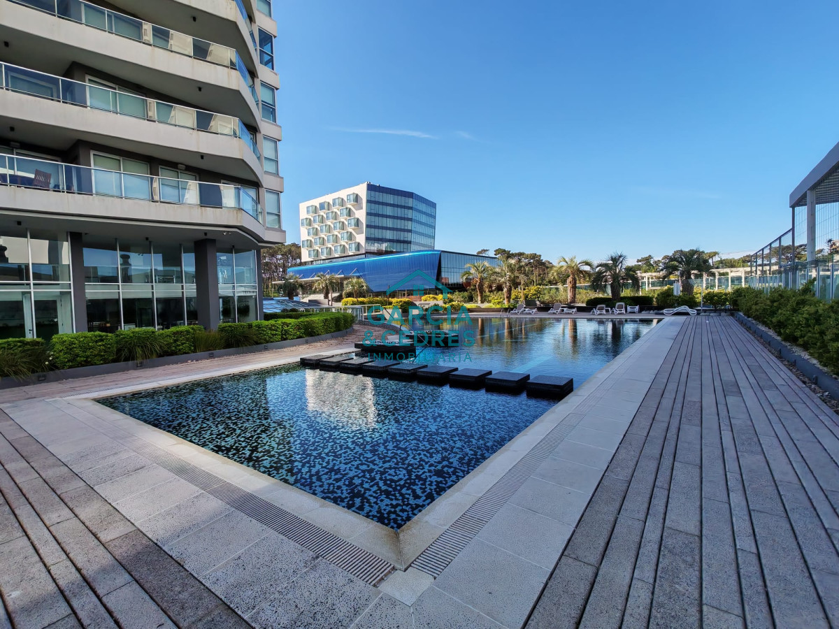 Apartamento ID.25 - VENDO EXCELENTE APTO DE 2 DORM+DEPENDENCIA , 4 BAÑOS EN TORRE LOOK BRAVA