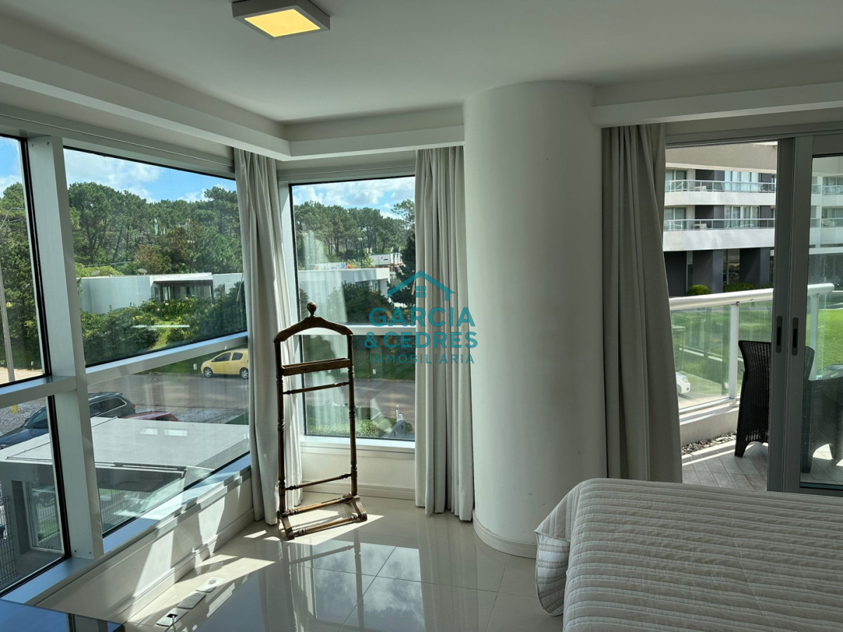 Apartamento ID.394 - VENDO EXCELENTE APTO DE 2 DORM+DEPENDENCIA , 4 BAÑOS EN TORRE LOOK BRAVA
