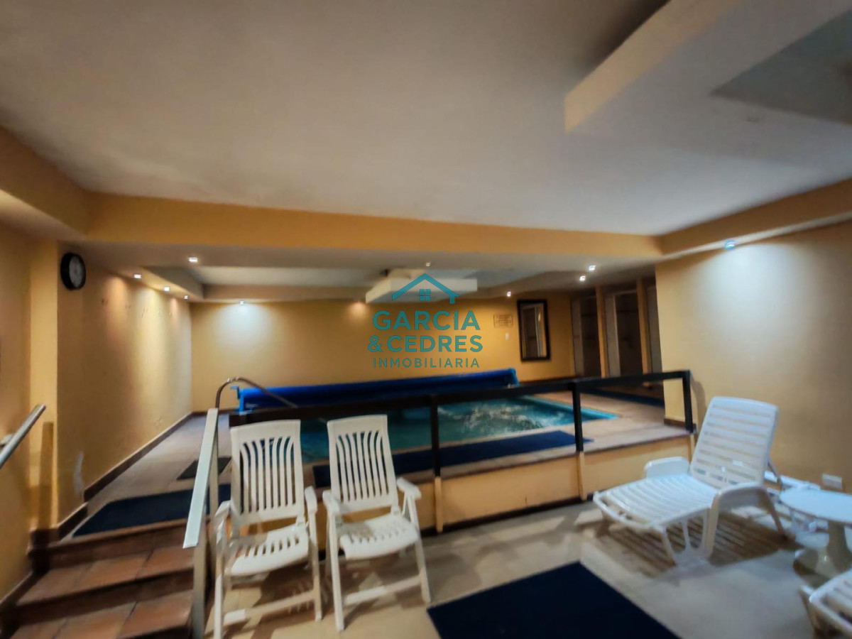 Apartamento ID.197 - Oportunidad !!! Venta Apartamento 4 Dormitorios y 3 baños Reciclado - Playa Brava - Parquemar Center