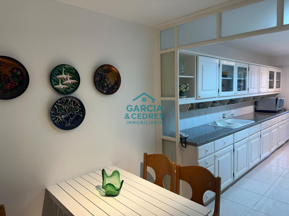 Apartamento ID.379 - Torre Beverly Tower apto de 3 dormitorios en suite + dep servicio c/baño