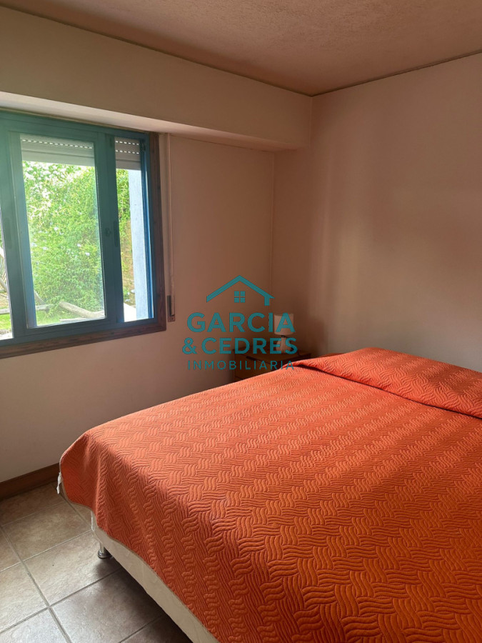 Casa ID.216 - VENDO CASA EN NUEVO CANTEGRIL 5 DORMITORIOS Y 5 BAÑOS EXCLENTE CONSTRUCCION