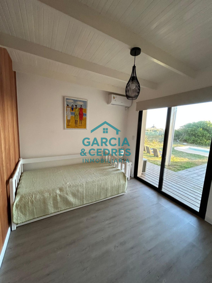 Casa ID.1231 - Venta De Casa Minimalista en Chihuahua Frente al mar 