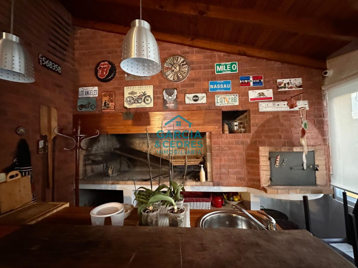 Casa ID.193 - Vendo Excepcional Casa 4 dorm y 4 baños en Parada 19 Playa mansa 