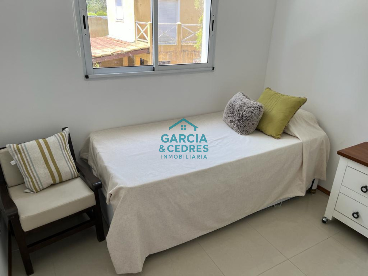 Casa ID.57 - Oportunidad de Alquiler de Verano Casa de 3 dormitorios y 2 baños a Pasos de la Playa Bikini .C