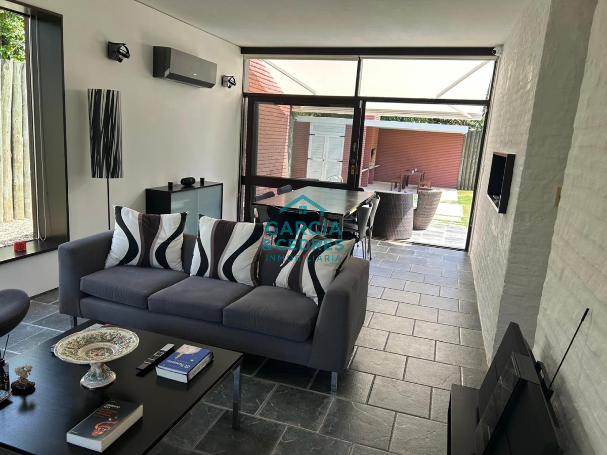 Casa ID.41 - Alquilo desde el 26 de Diciembre al 15 de Enero espectacular casa de 3 dormitorios con 3 baños y piscina