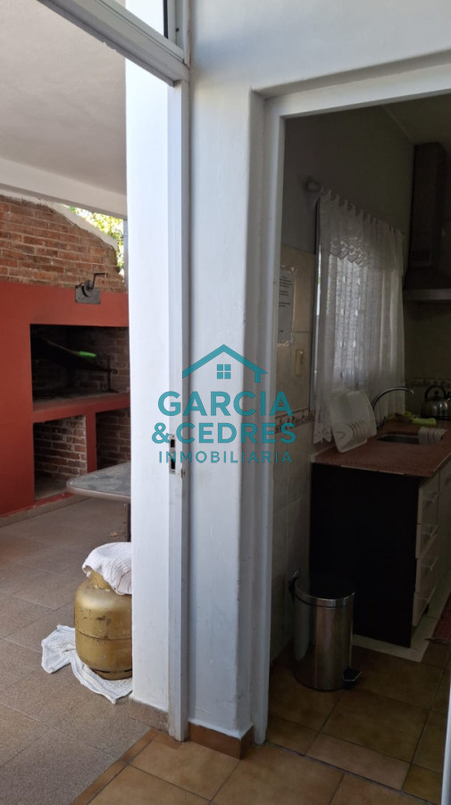 Casa ID.36 - EXCELENTE OPORTUNIDAD OPORTUNIDAD EN PIRIAPOLIS COMPLEJO DE 4 CASAS A SOLO 4 CUADRAS DEL MAR