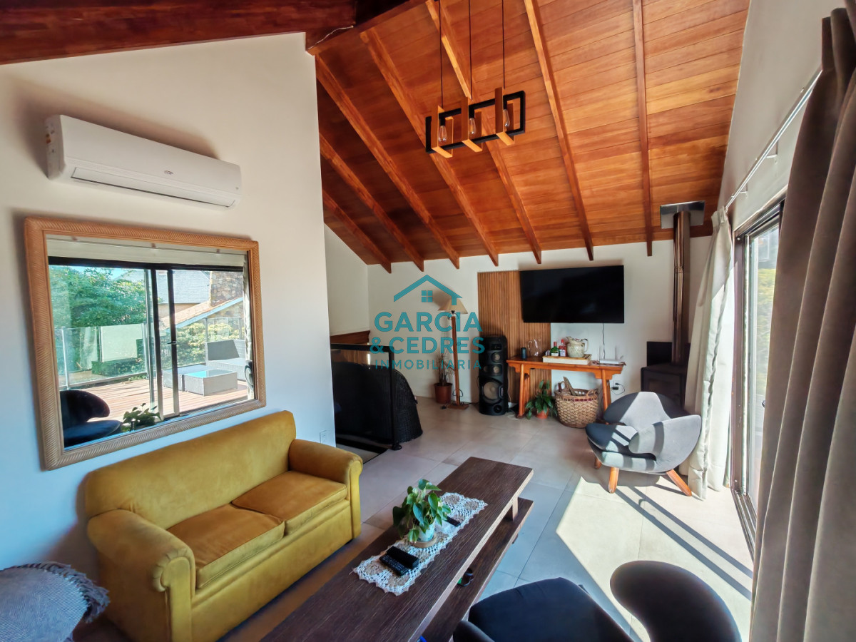 Casa ID.45 - ALQUILO CASA DE 3 DORM. Y 3 BAÑOS  EN PARADA 38 A UNA CUADRA Y MEDIA DEL MAR