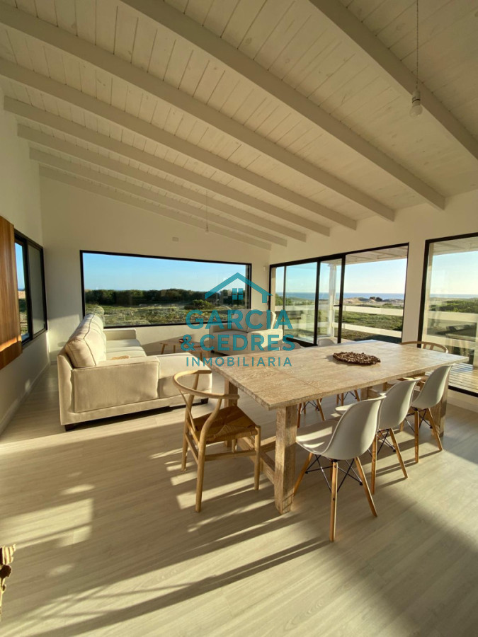 Casa ID.1231 - Venta De Casa Minimalista en Chihuahua Frente al mar 