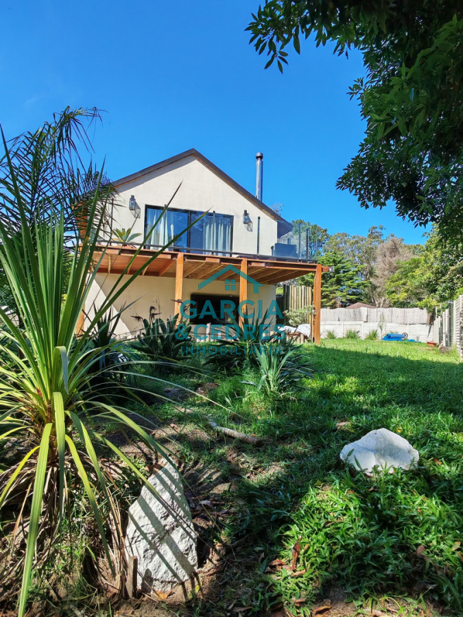 Casa ID.45 - ALQUILO CASA DE 3 DORM. Y 3 BAÑOS  EN PARADA 38 A UNA CUADRA Y MEDIA DEL MAR