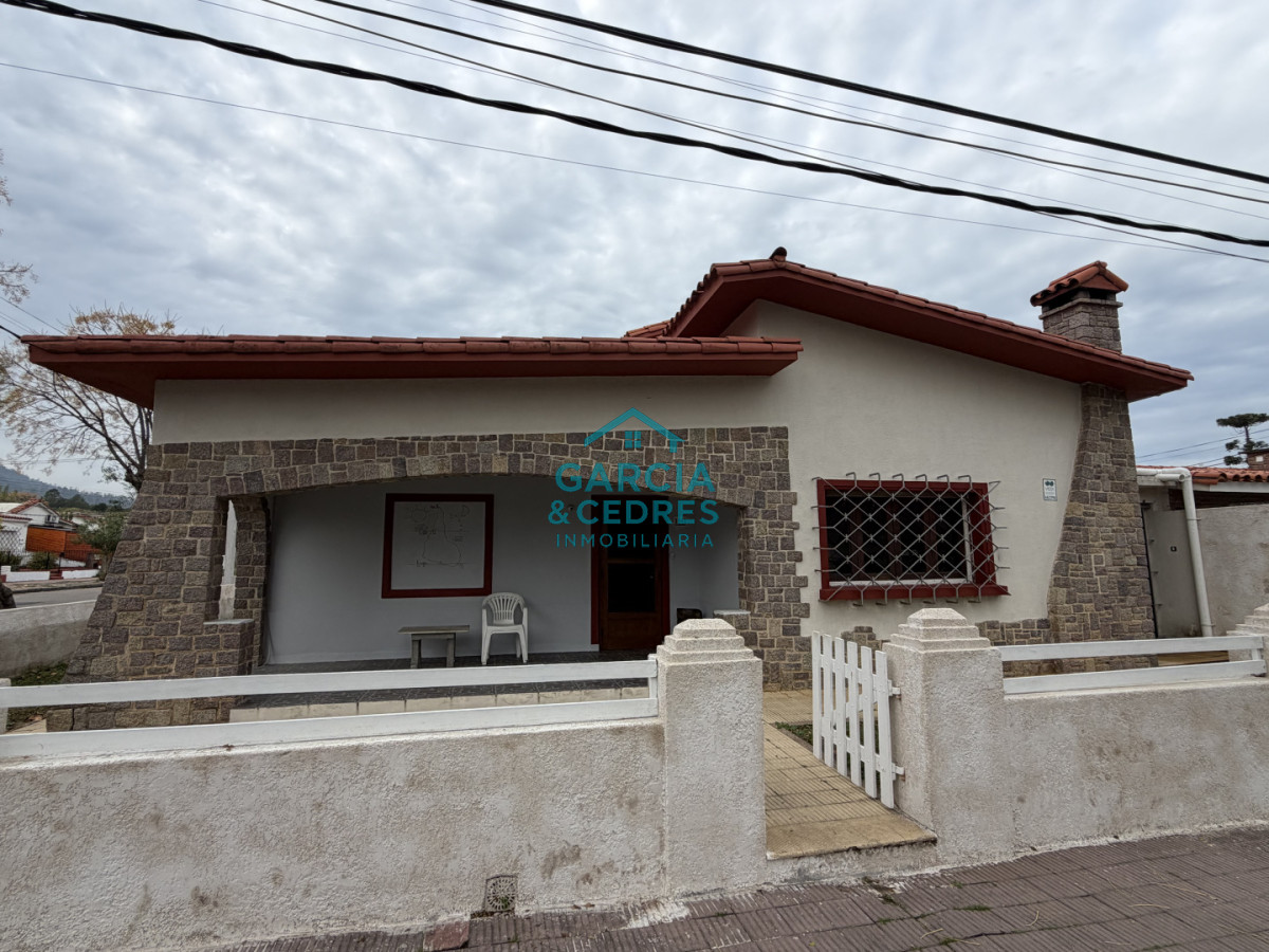 Casa ID.635 - Excelente casa de construcción tradicional en Piriápolis