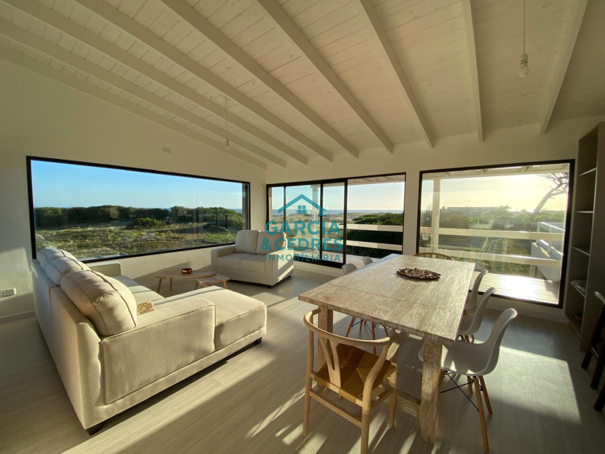 Casa ID.1231 - Venta De Casa Minimalista en Chihuahua Frente al mar 