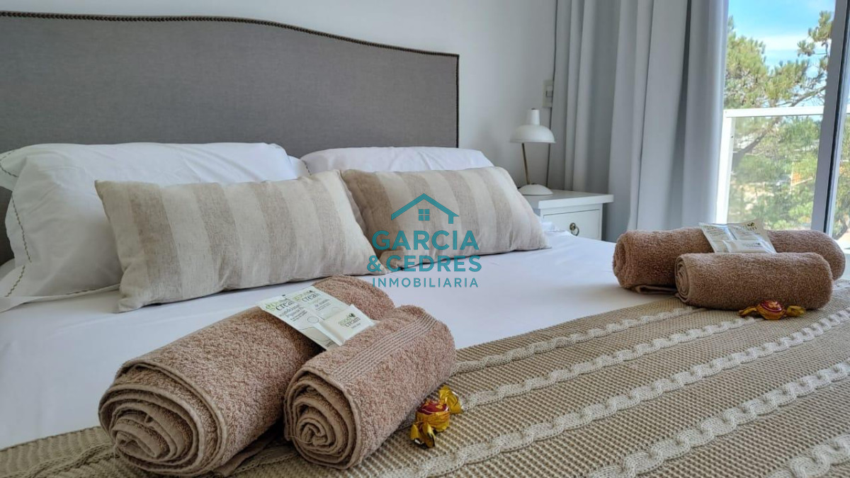 Casa ID.57 - Oportunidad de Alquiler de Verano Casa de 3 dormitorios y 2 baños a Pasos de la Playa Bikini .C