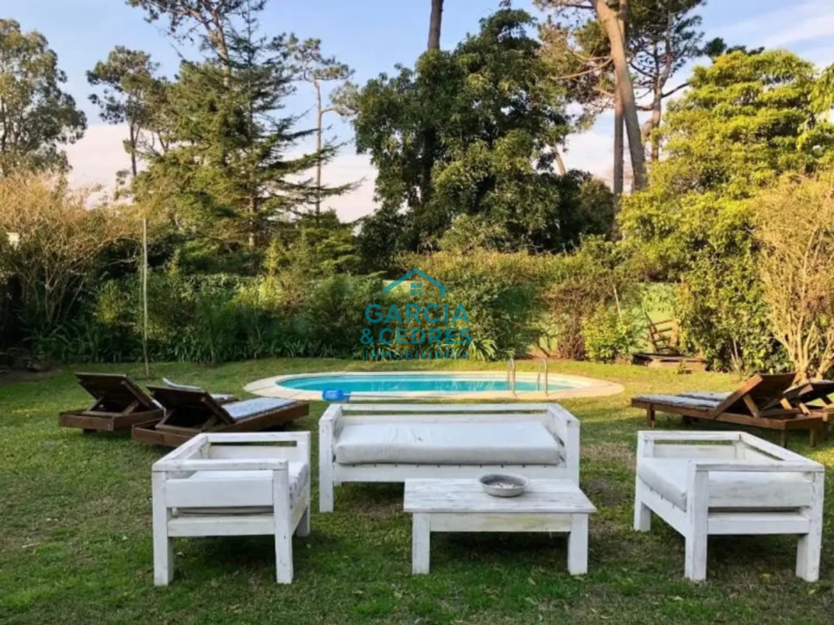 Casa ID.813 - Casa de 4 dormitorios en alquiler de temporada - San Rafael, Punta del Este 
