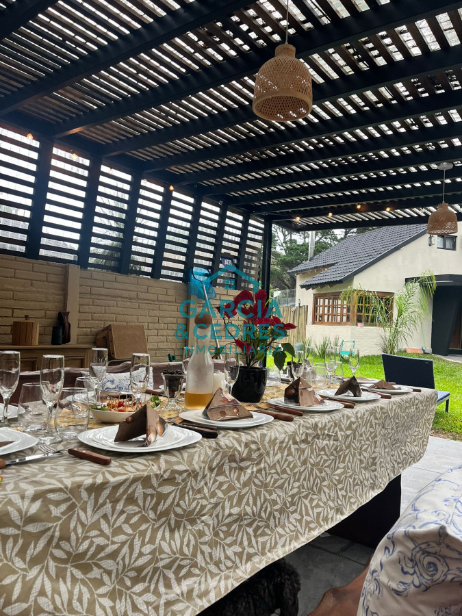 Casa ID.45 - ALQUILO CASA DE 3 DORM. Y 3 BAÑOS  EN PARADA 38 A UNA CUADRA Y MEDIA DEL MAR