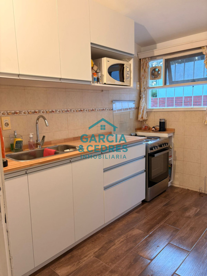 Casa ID.1202 - Alquiler de Casa de 3 dorm + 3 baños . Excelente Ubicación 
