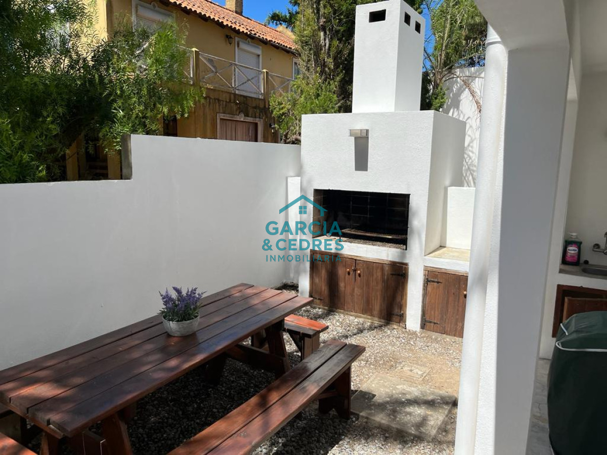 Casa ID.57 - Oportunidad de Alquiler de Verano Casa de 3 dormitorios y 2 baños a Pasos de la Playa Bikini .C