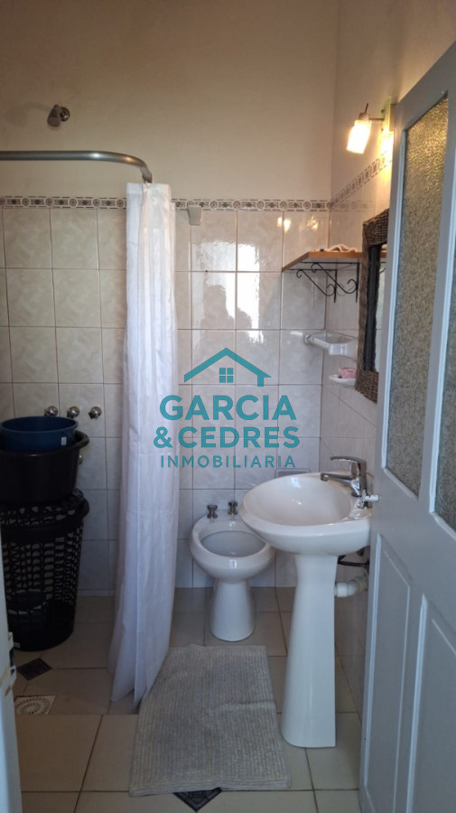 Casa ID.36 - EXCELENTE OPORTUNIDAD OPORTUNIDAD EN PIRIAPOLIS COMPLEJO DE 4 CASAS A SOLO 4 CUADRAS DEL MAR