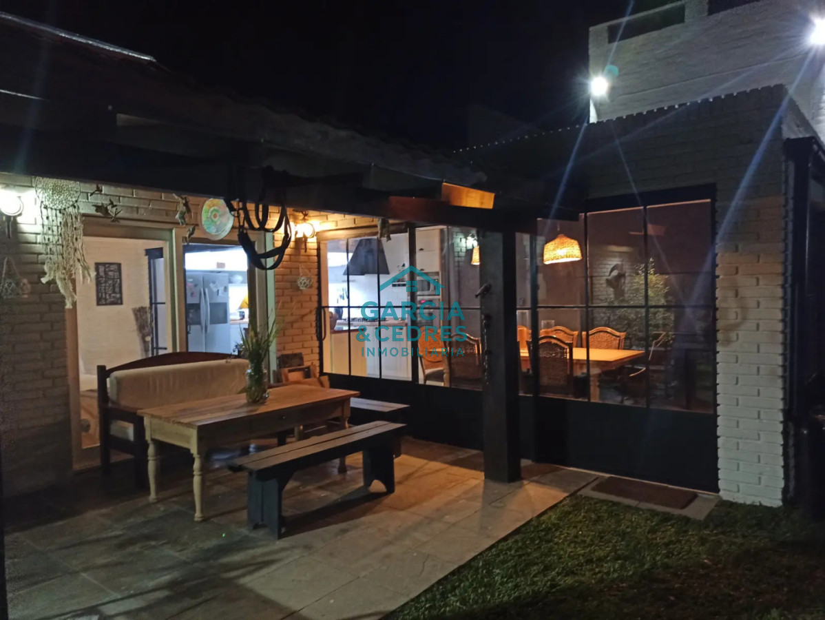Casa ID.813 - Casa de 4 dormitorios en alquiler de temporada - San Rafael, Punta del Este 