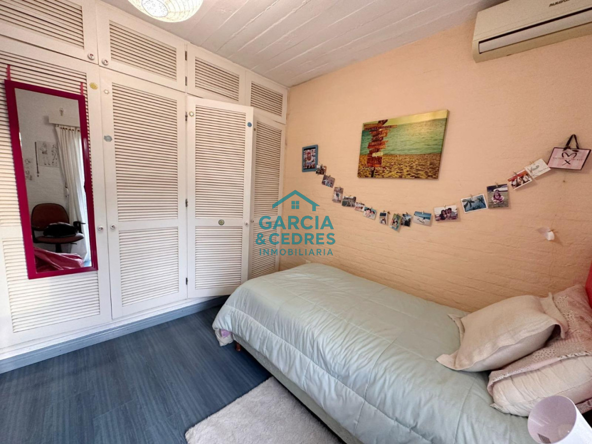 Casa ID.193 - Vendo Excepcional Casa 4 dorm y 4 baños en Parada 19 Playa mansa 