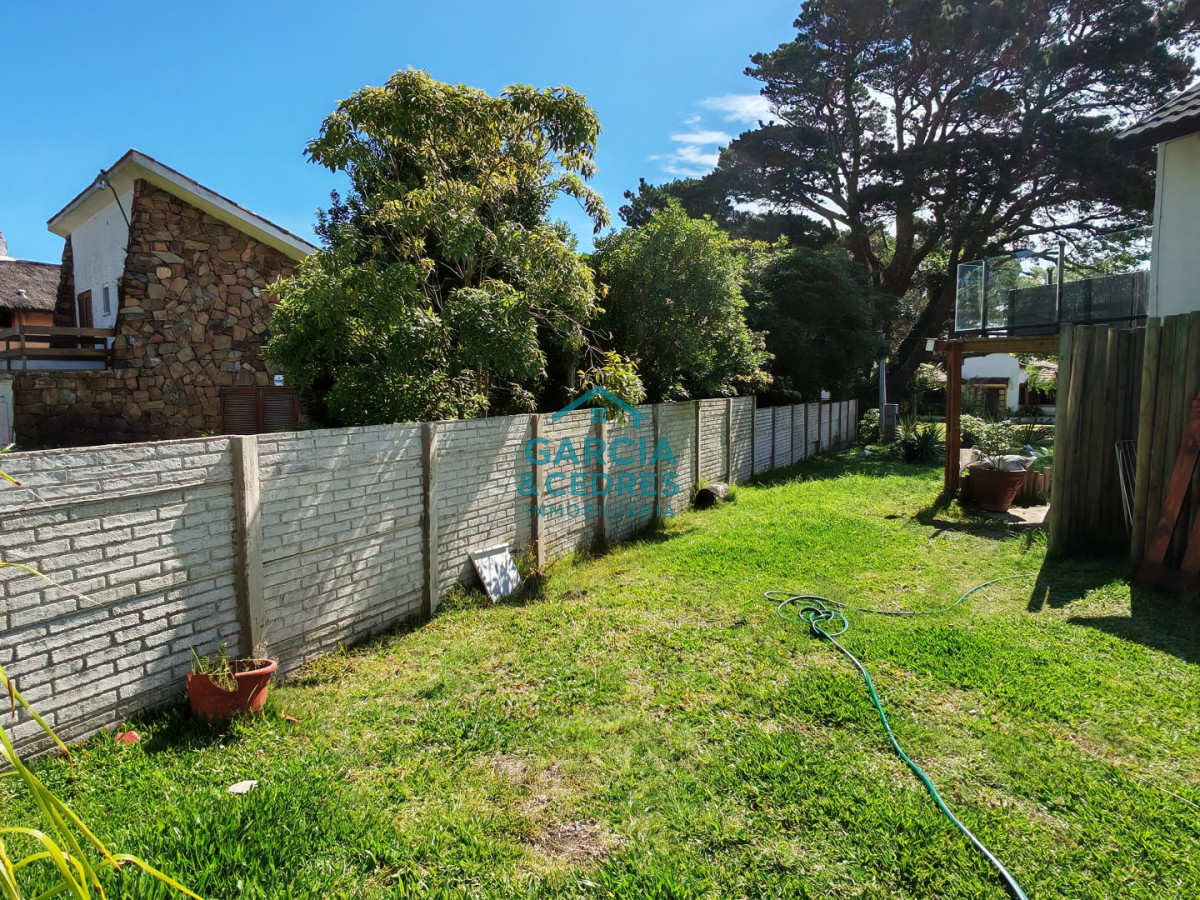 Casa ID.45 - ALQUILO CASA DE 3 DORM. Y 3 BAÑOS  EN PARADA 38 A UNA CUADRA Y MEDIA DEL MAR
