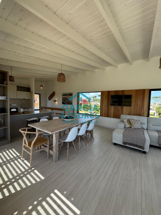 Casa ID.1231 - Venta De Casa Minimalista en Chihuahua Frente al mar 
