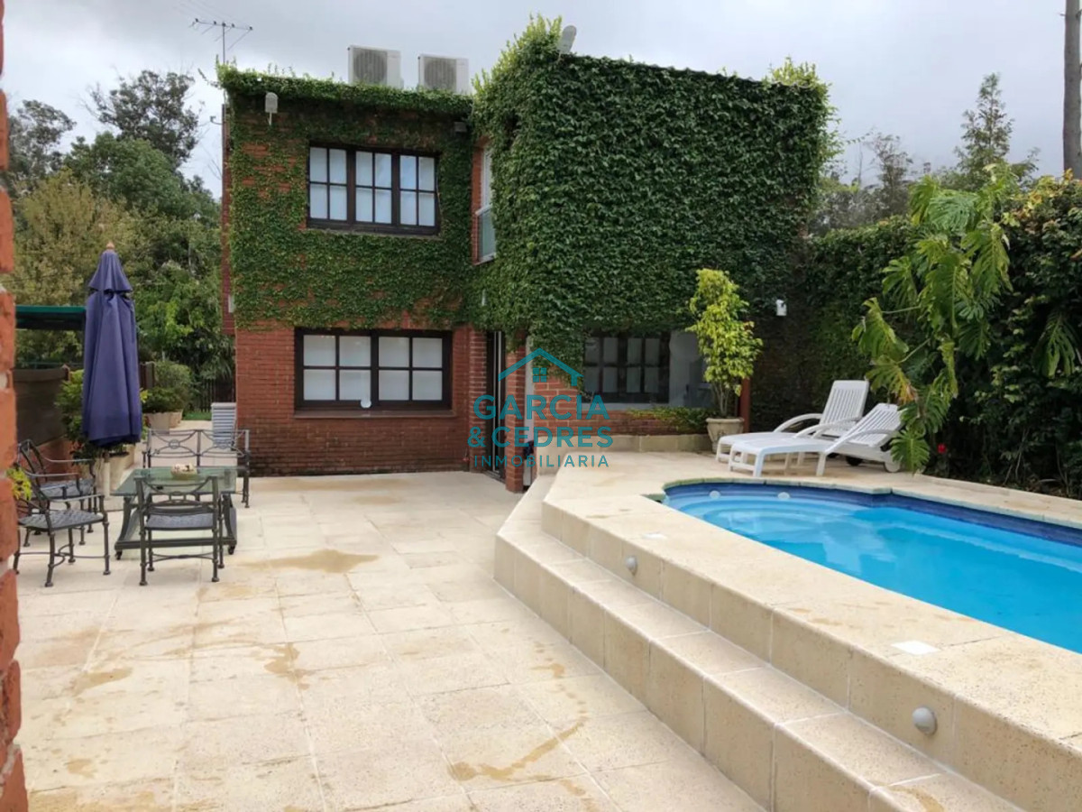 Casa ID.698 - Alquiler de Temporada - Casa con Piscina Climatizada en Punta del Este