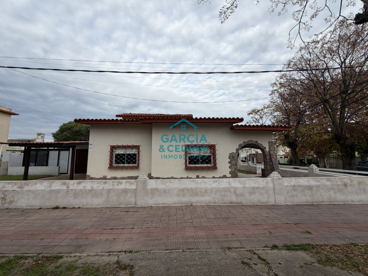 Casa ID.635 - Excelente casa de construcción tradicional en Piriápolis