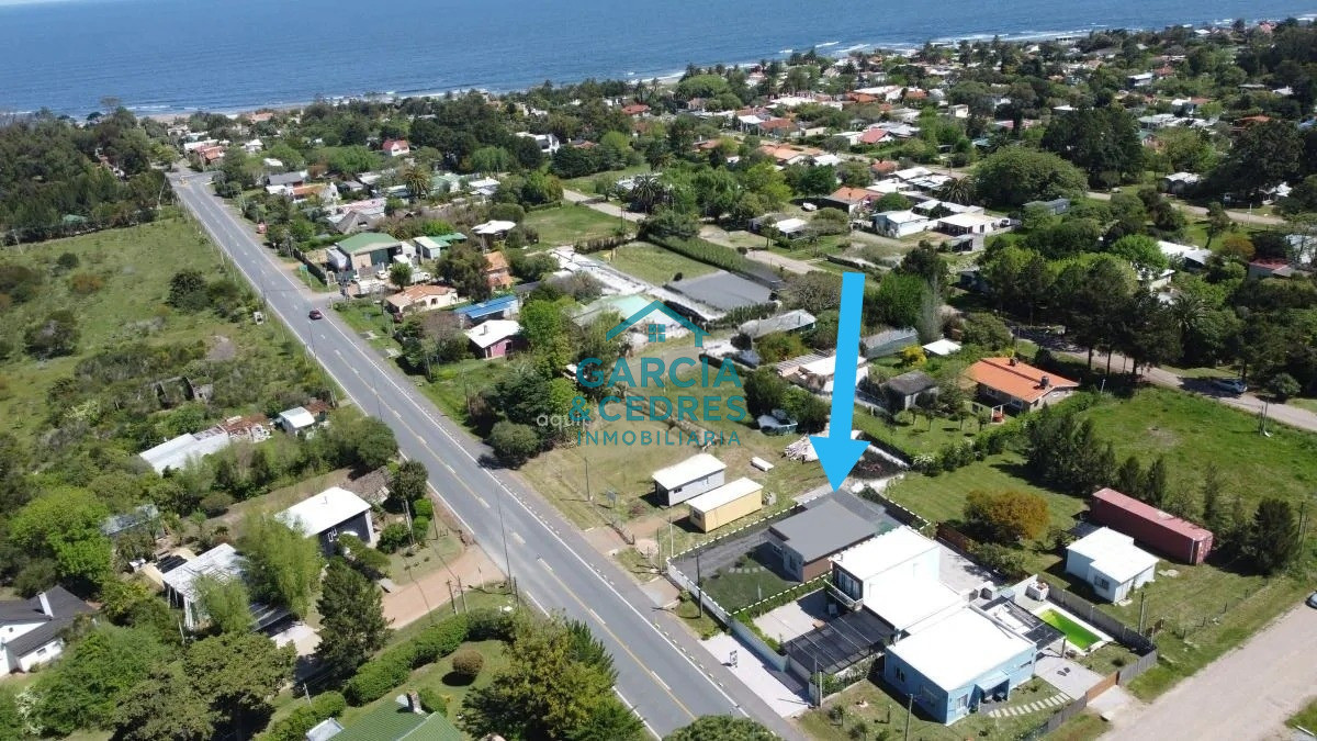 Casa ID.38 - Oportunidad en Las Flores a solo 200 mts de la playa . Casa A estrenar con piscina de 2 dormitorios y un baño 