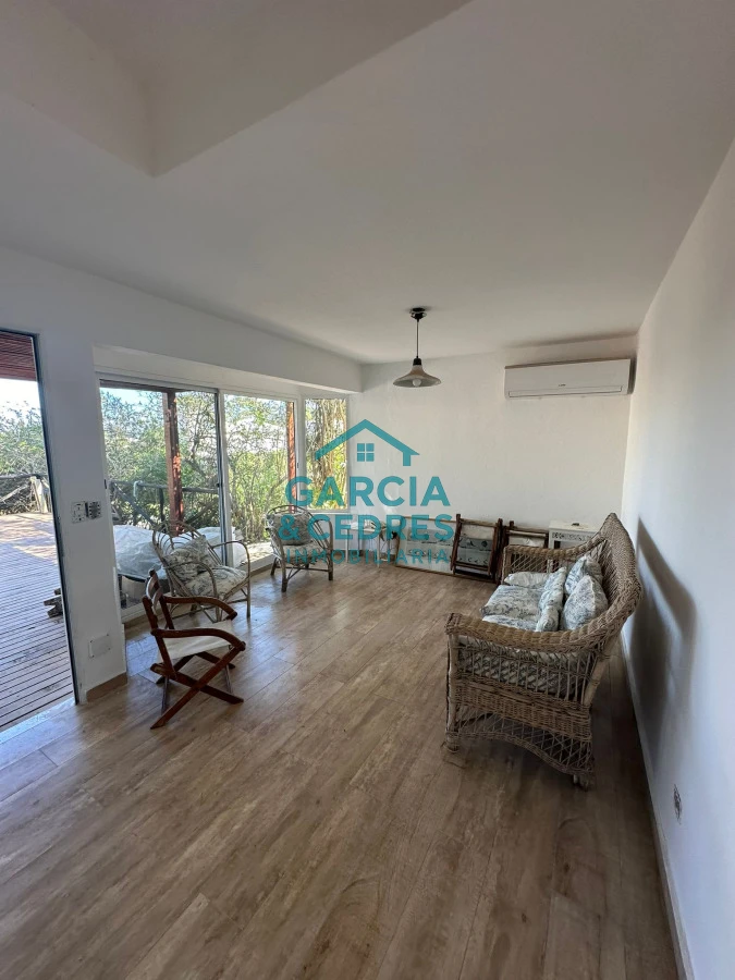 Casa ID.6 - Casa en Montoya a solo 250 mts del mar , 3 dormitorios con 2 baños . recien reciclada con muy buen gusto