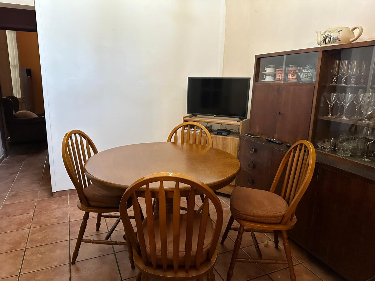 Casa ID.382 - Excelente Propiedad De Dos Plantas En Villa Muñoz / La Comercial