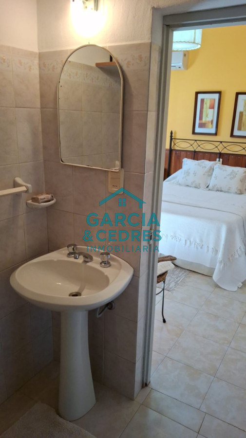 Casa ID.36 - EXCELENTE OPORTUNIDAD EN PIRIAPOLIS COMPLEJO DE 4 CASAS A SOLO 4 CUADRAS DEL MAR
