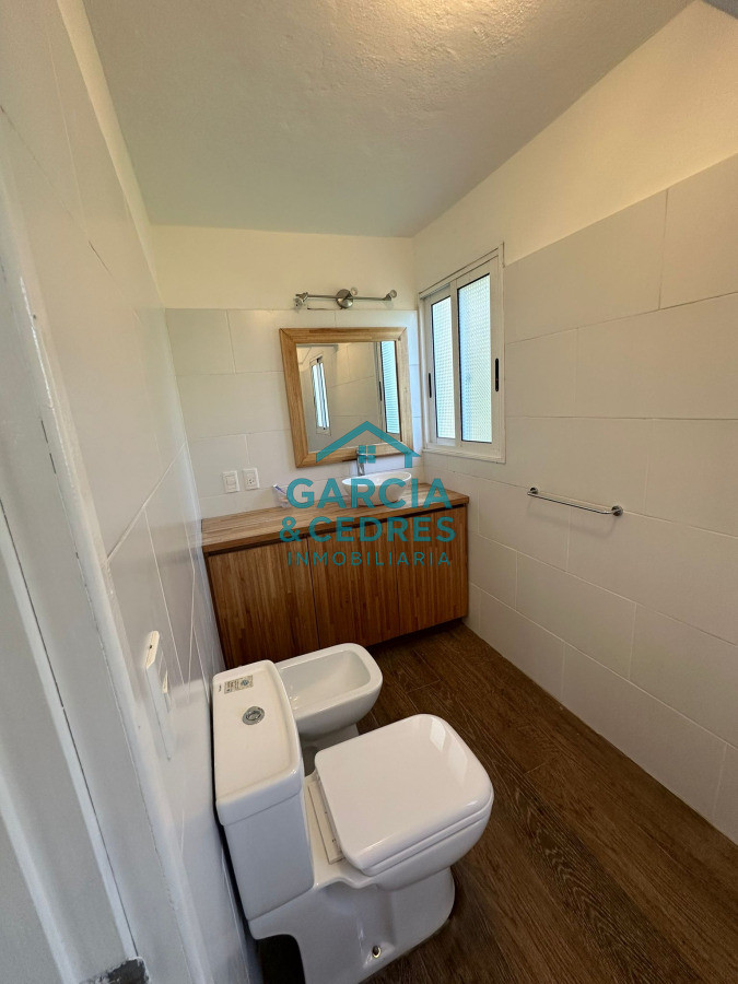 Casa ID.6 - Casa en Montoya a solo 250 mts del mar , 3 dormitorios con 2 baños . recien reciclada con muy buen gusto