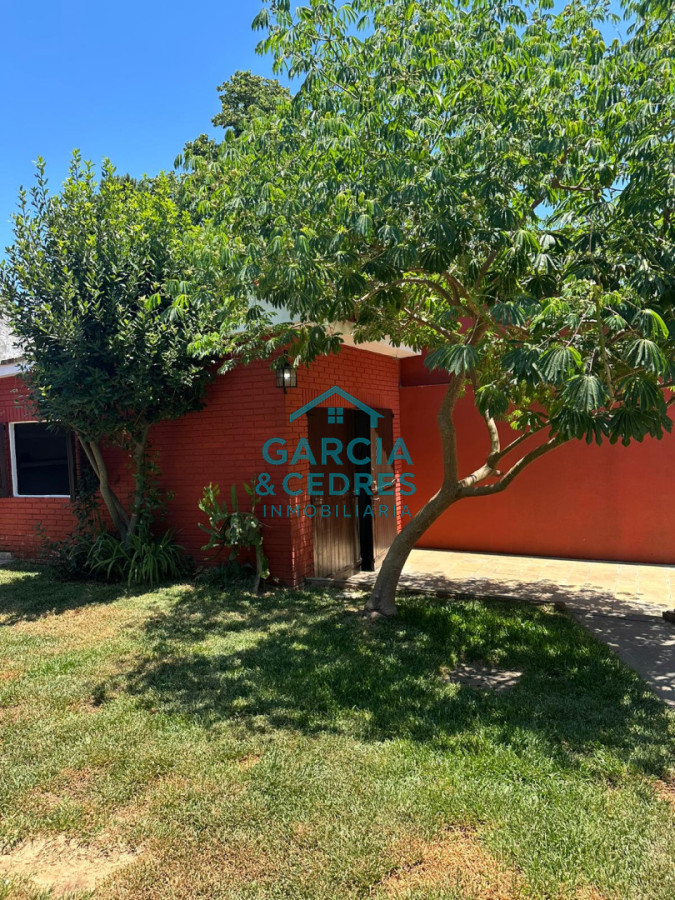 Casa ID.133 - OPORTUNIDAD EN BARRIO CANTEGRIL . VENDO CASA DE 3 DORM. Y 3 BAÑOS EN ZONA DE COLEGIOS, FACULTADES Y CENTROS DE SALUD 