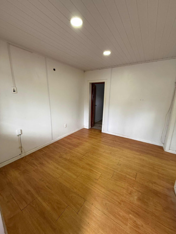 Casa ID.434 - Se alquila Casa 1 Dormitorio en Cerró 