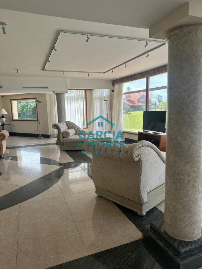 Casa ID.191 - Mansión de Ultra Lujo en Primera Línea al Mar - Playa Mansa