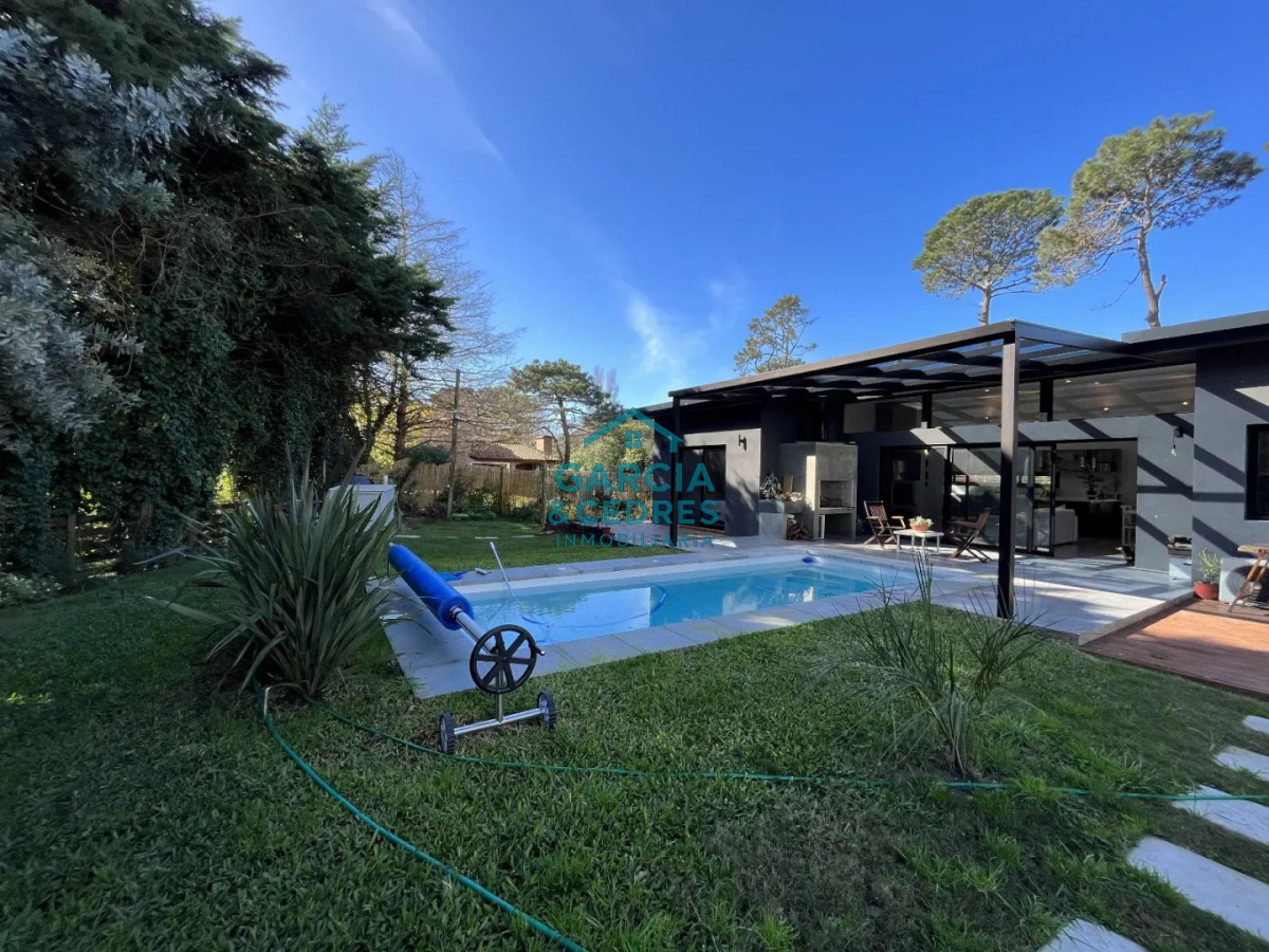 Casa ID.345 - Casa Moderna Nueva Construcción