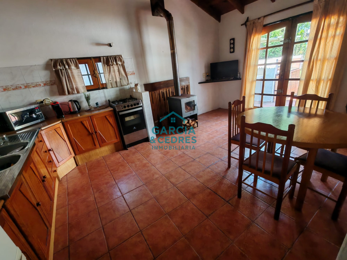 Casa ID.98 - ALQUILO CASA EN ALTOS DEL PINAR DE 3 DORM Y 2 BAÑOS A 5 CUADRAS DEL MAR 