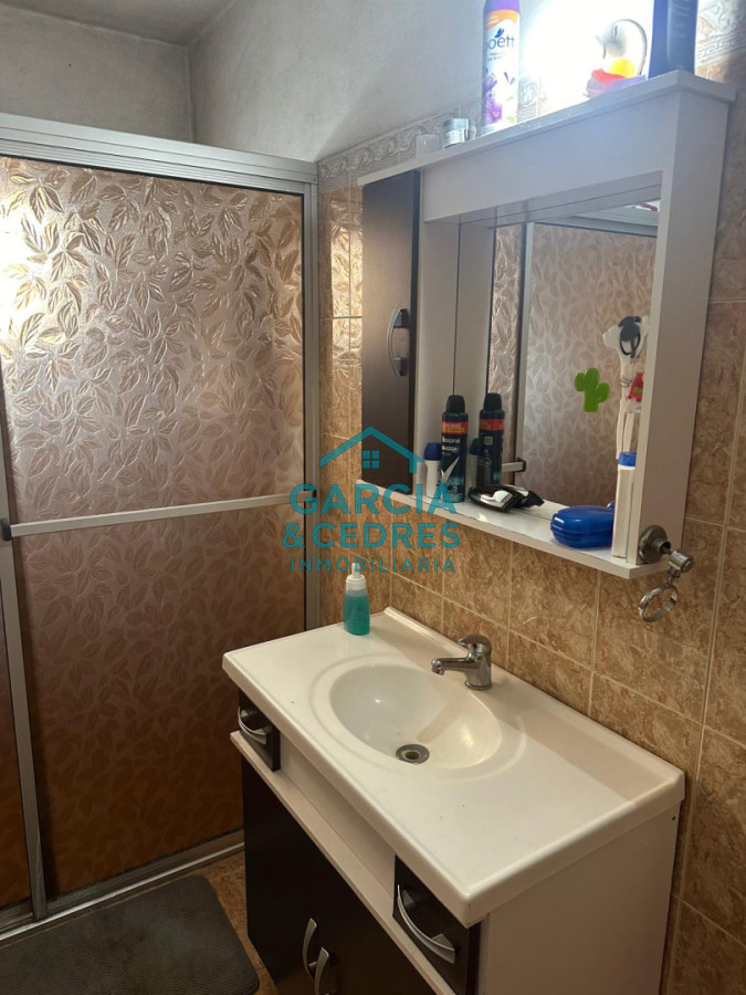 Casa ID.115 - EXCELENTE OPORTUNIDAD CASA DE 4 DORMITORIOS Y 4 BAÑOS , BARBACOA CERRADA Y MUCHO MAS EN BARRIO BIARRITZ 