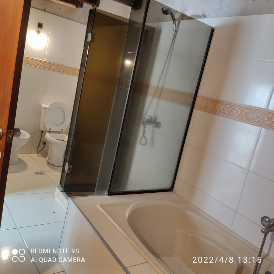 Casa ID.318 - Se Alquila Casa de 5 Dormitorios en Cordon 